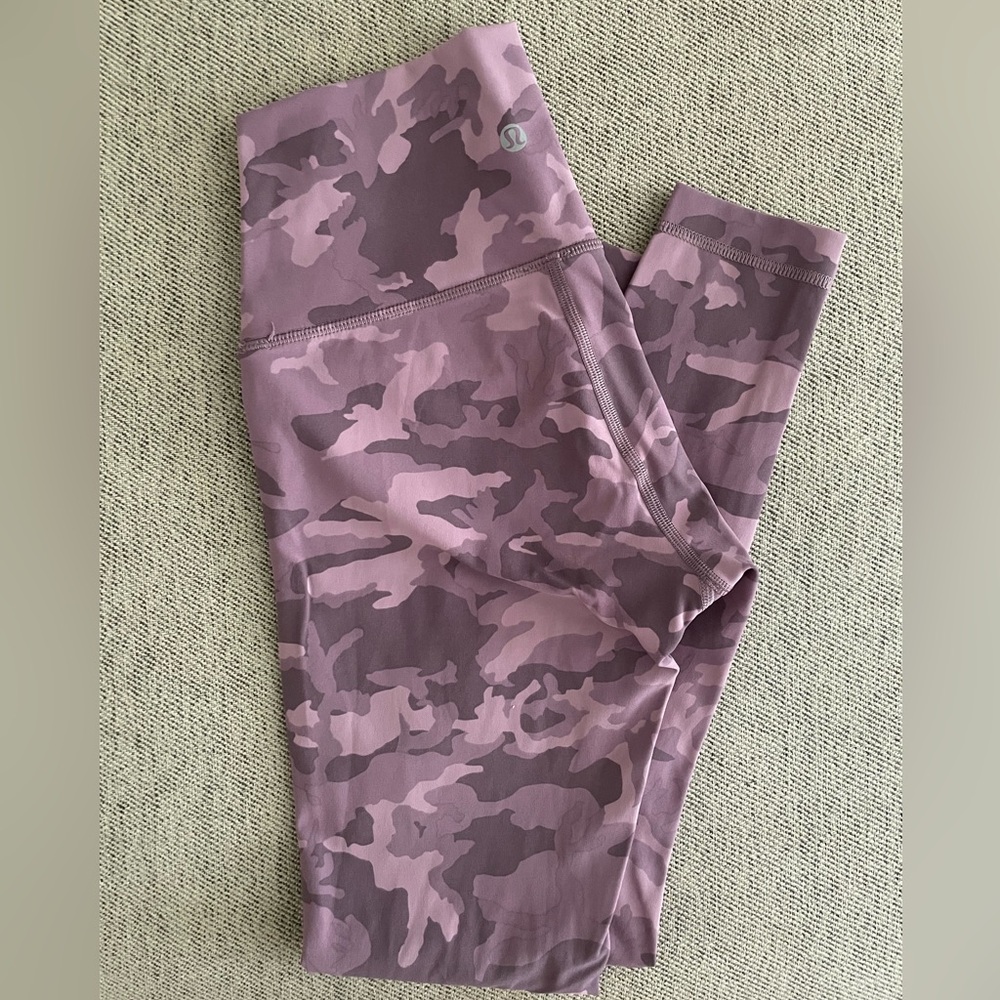 Lululemon Wunder Under High Rise Legging Size 4